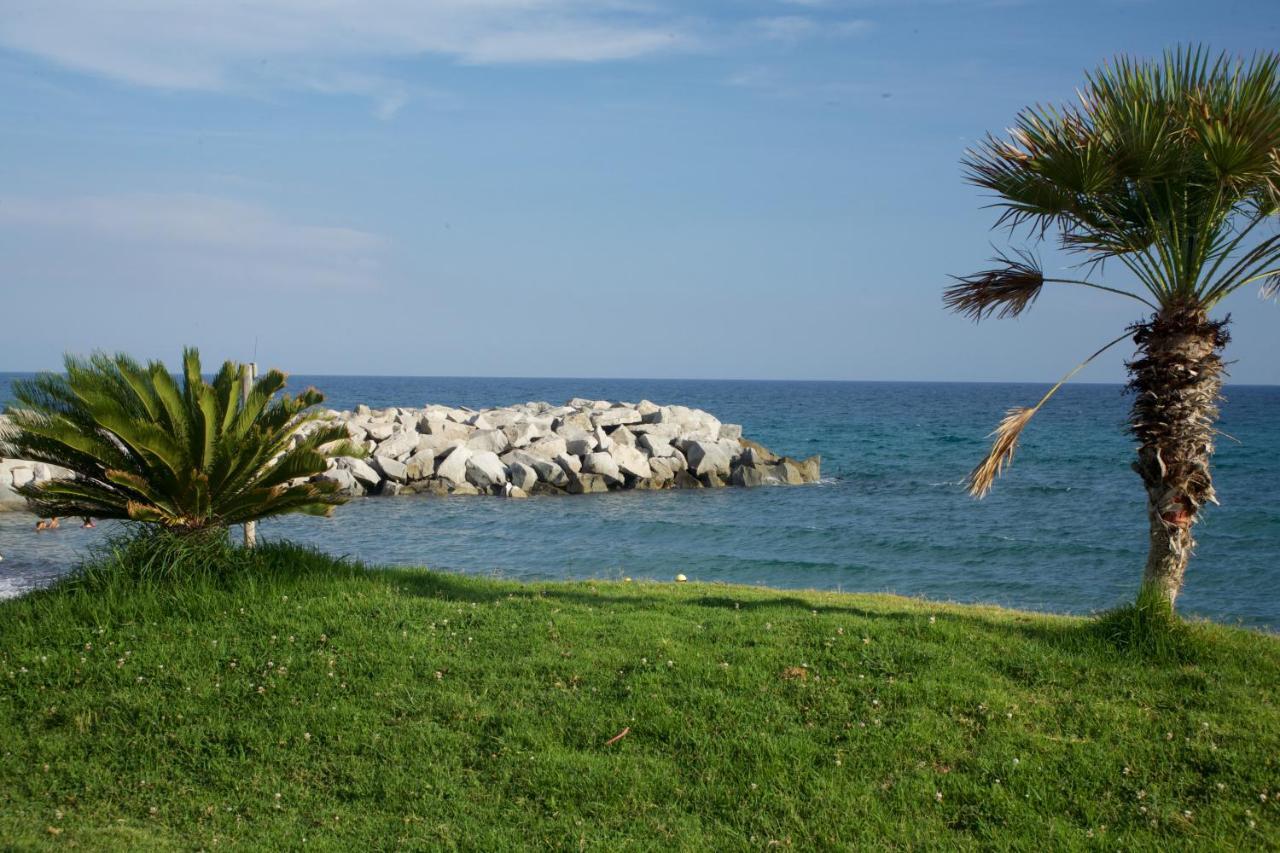 Apartament Can Mateu-Gran Terraza Vilassar De Mar Exteriör bild